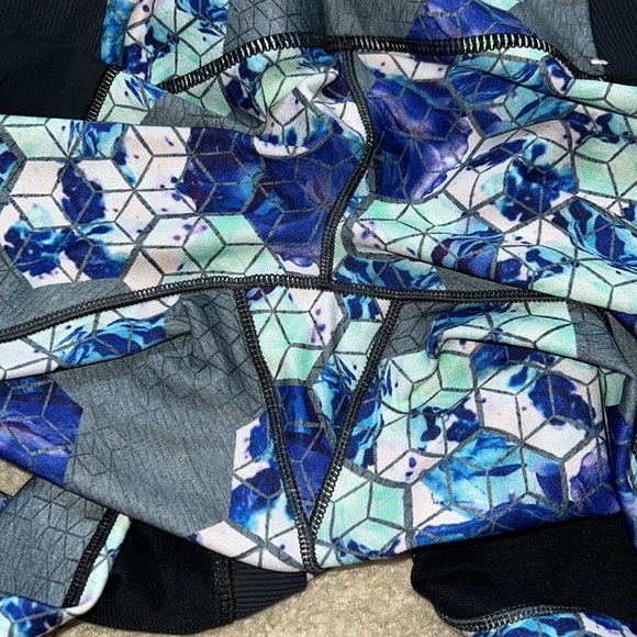 Calia Geo Print Legging - Picture 4 of 5